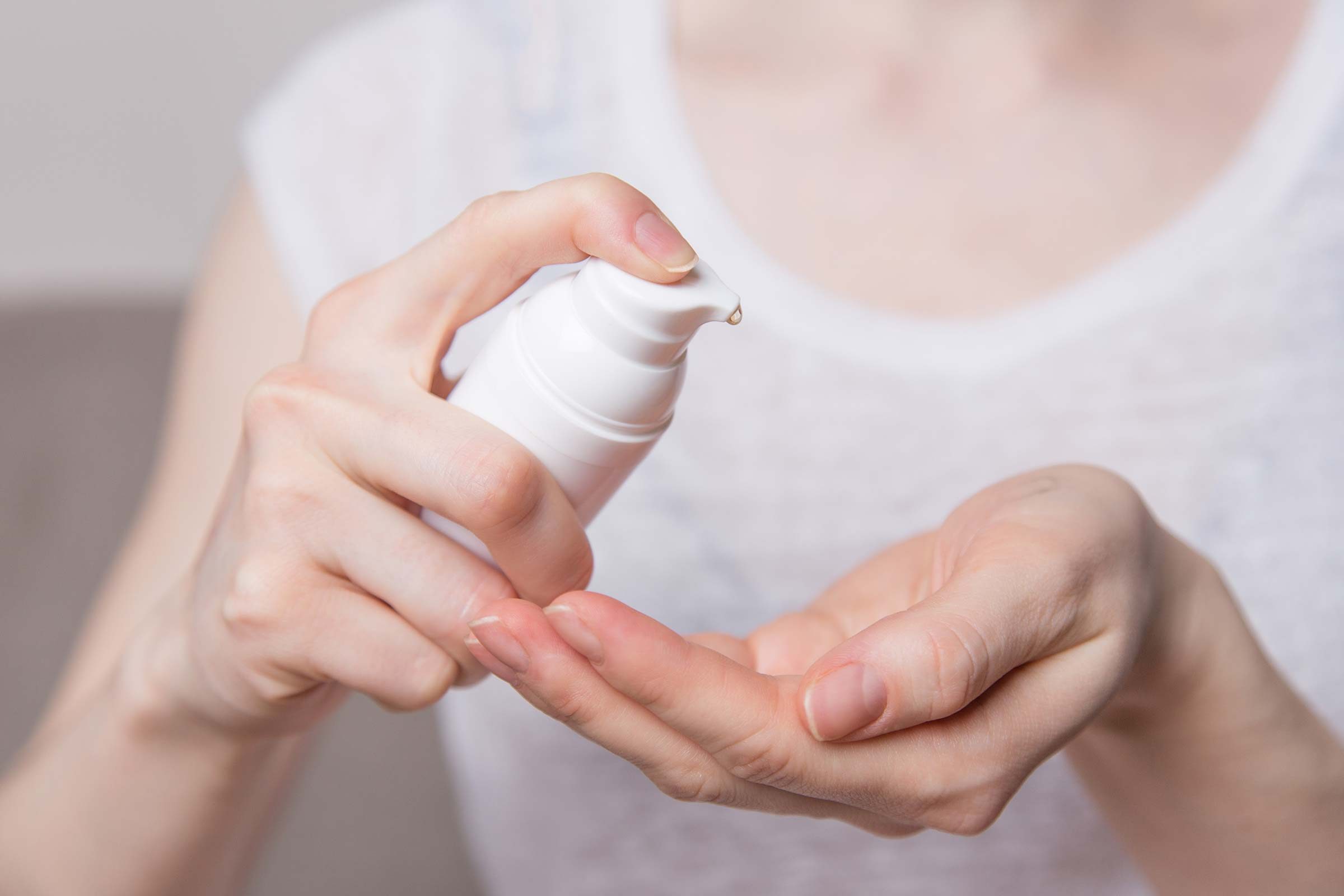 13 Times You’re Overusing Hand Sanitizer